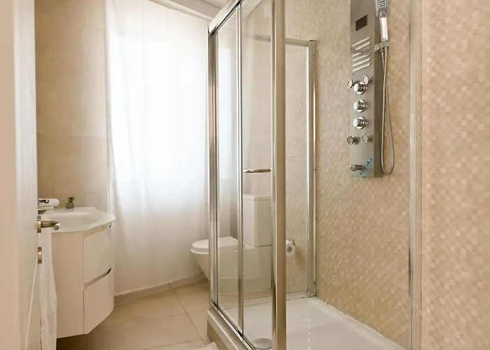 Vue & Jacuzzi - Calme Entre Valette Et Sliema