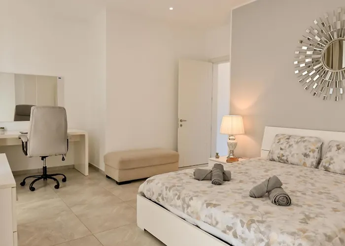 Vue & Jacuzzi - Calme Entre Valette Et Sliema *