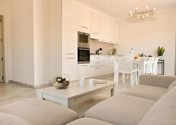 Vue & Jacuzzi - Calme Entre Valette Et Sliema * Ta Xbiex