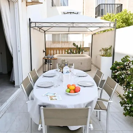 Vue & Jacuzzi - Calme Entre Valette Et Sliema Lejlighed Ta Xbiex