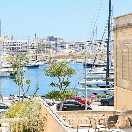 Vue & Jacuzzi - Calme Entre Valette Et Sliema * Ta Xbiex