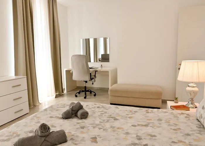 Vue & Jacuzzi - Calme Entre Valette Et Sliema * Ta Xbiex